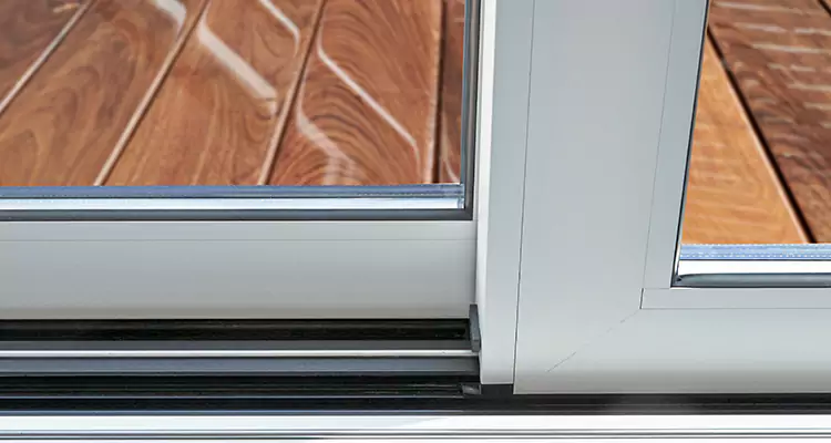 Patio Door Jammed Shut in Lutz, FL