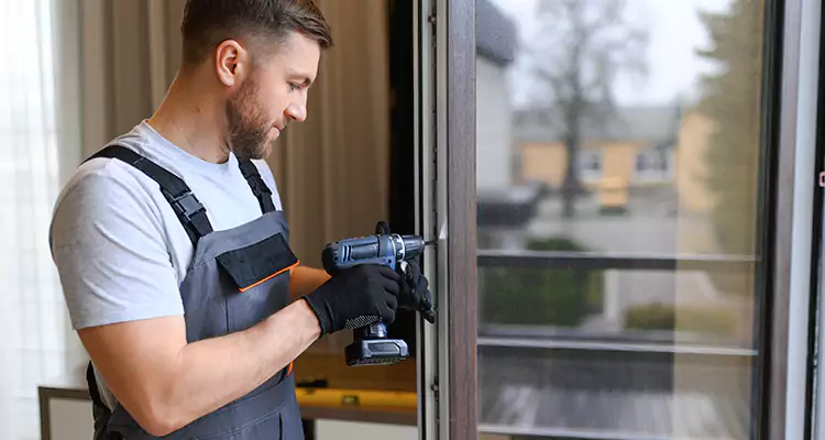 Sliding Screen Door Handle Repair in Lutz, FL